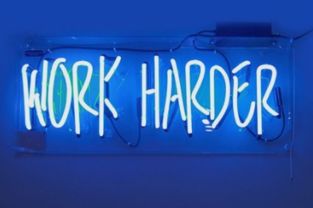 霸气与潮流并存 中英结合个性网名精选